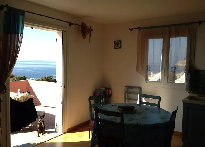 Casa de Férias La Giraglia Centuri